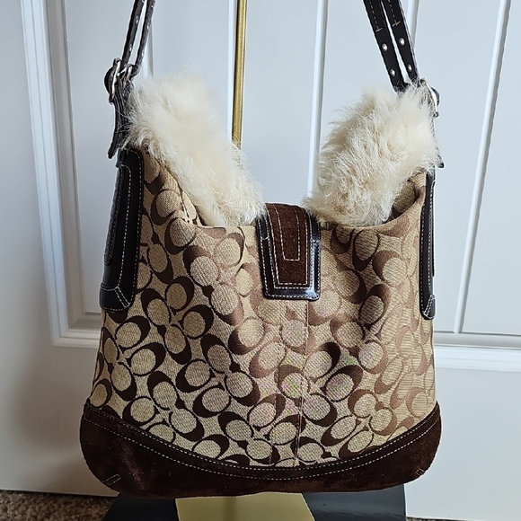 COACH Vintage 2005 Signature Hobo Canvas, Suede & FAUX Fur handbag F052-8K48. - Picture 8 of 11